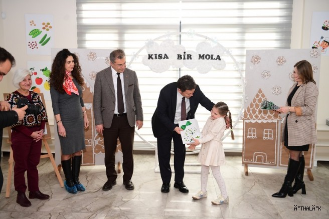 Çocukların Karnelerini Başkan Erkan Aydın Verdi