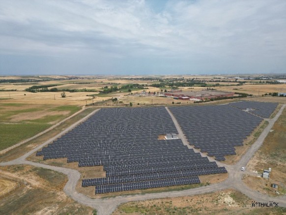CW Enerji’den Tekirdağ’a 9863,6 kWp’lik Arazi GES