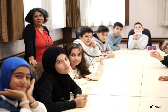 Dünya Çocuk Hakları Günü’nde Çocuklar Haklarını Öğrendi 