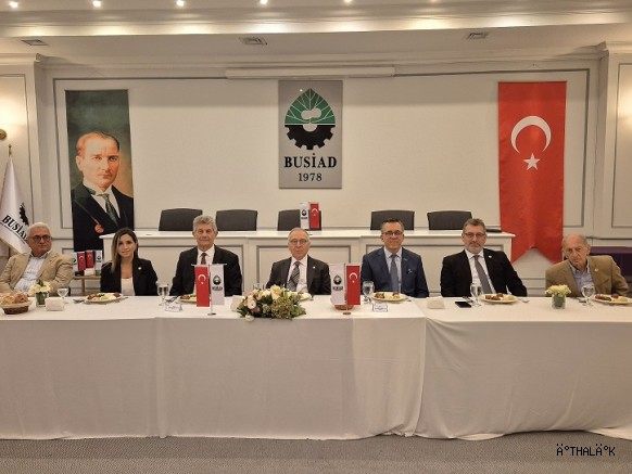 "Dünya ve Türkiye Değişim ve Dönüşüm Döneminin İçinde"