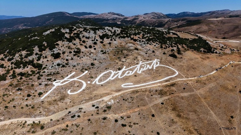 Dünyanın En Büyük Atatürk İmzası Yenilendi