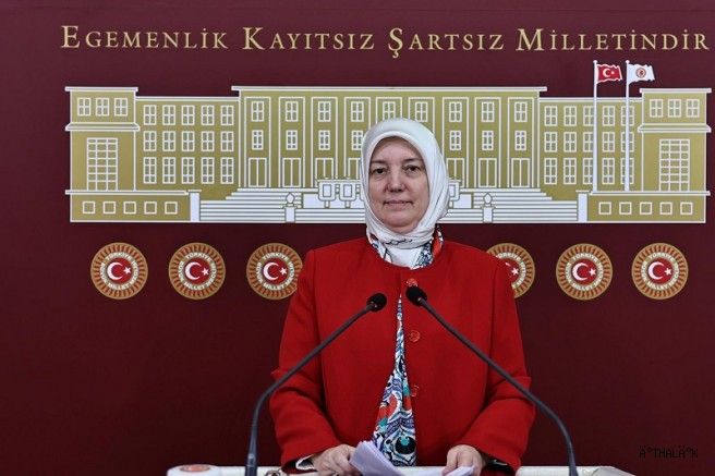 Emine Yavuz Gözgeç : “28 Şubat'ı Tarihin Karanlık Sayfalarından Çıkarmaya Çalışanlara Yer Yok”