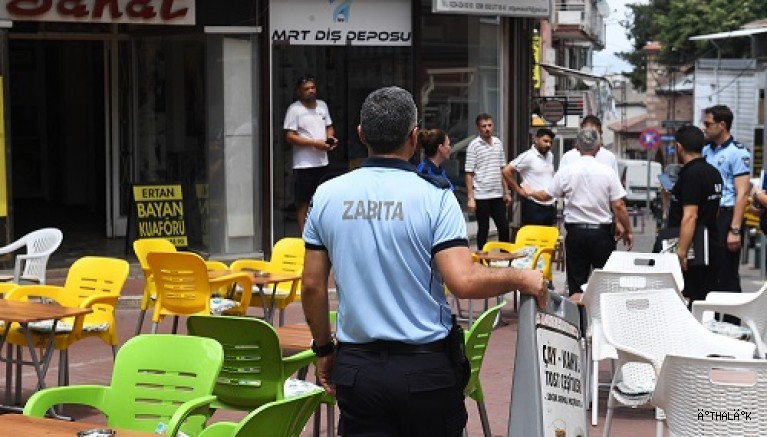 Engelli Yolunu Kapatanlara Ceza Yağdı 