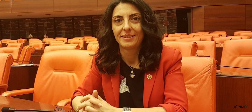 Erdem'in Gözaltına alınmasına PM üyesi Bursa Milletvekili Nurhayat Altaca Kayışoğlu'ndan Tepki!