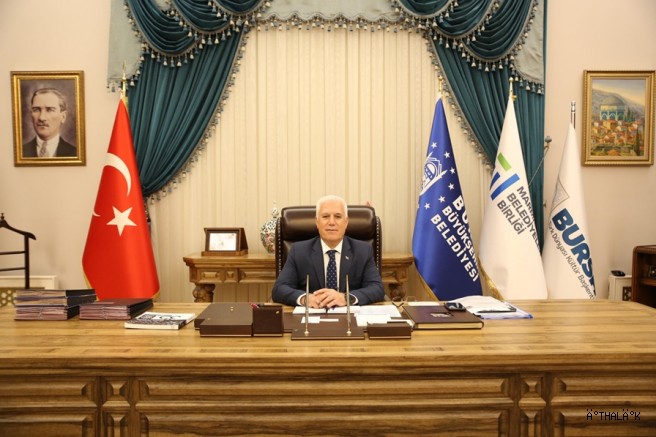 Fitch, Bursa’nın Kredi Notunu ‘Pozitif’e Çıkardı