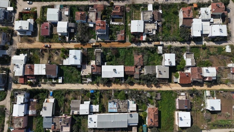 Gemlik Belediyesi’nden Kumsaz 505-506 No’lu Sokak’ta Zemin İyileştirme Çalışması