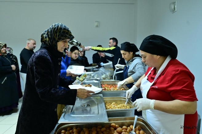 Gemlik Belediyesi’nden Ramazan Ayı Boyunca Her Gün Halk İftarı