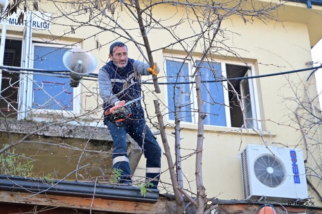 Gemlik’in Dört Bir Yanında Kent Estetiğini Güçlendiren Çalışmalar