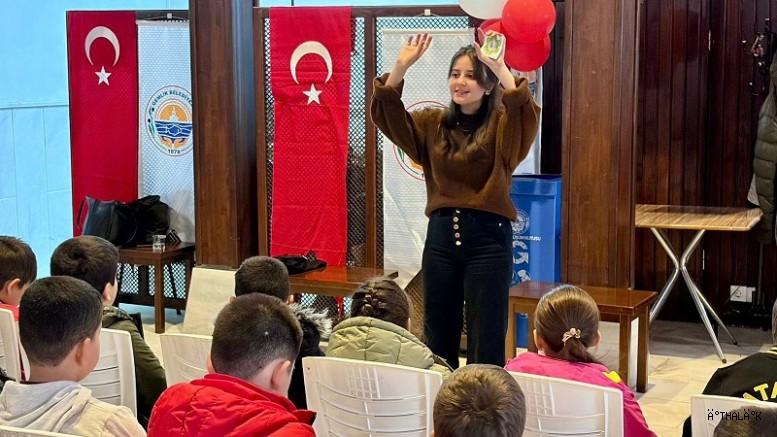 Gemlik'te Çocuklar Haklarını Öğreniyor