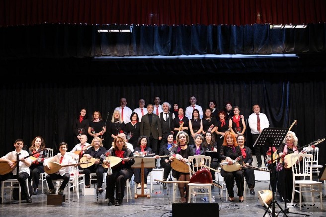 Gemlik’te Kadınlar Günü’ne Özel Türkü Gecesi