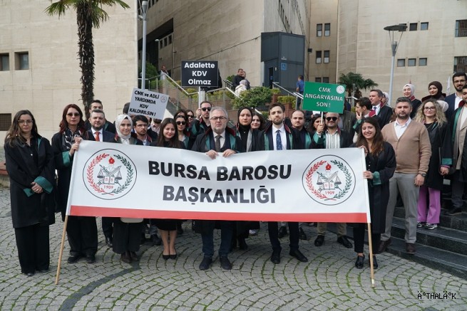 Genç Avukatlar Türkiye Genelinde Aynı Anda Haykırdı