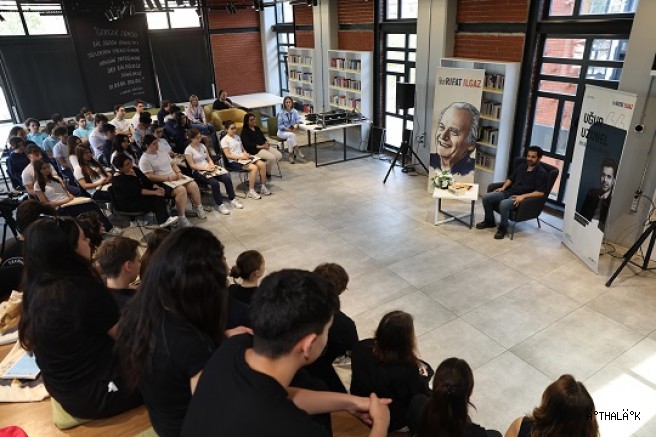 Genç Oyuncu, Öğrencilere “Hababam Sınıfı”nı Okudu