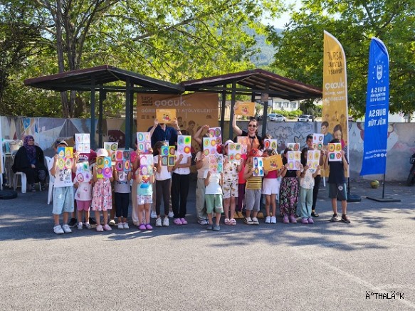 Gezici Sanat Atölyesi, Çocuklarla Buluştu