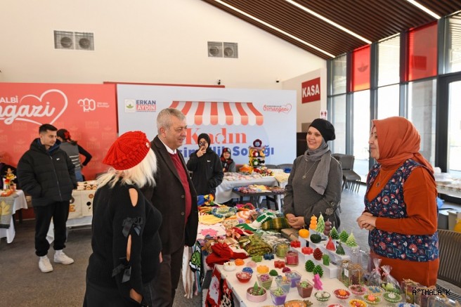 Girişimci Kadınların El Emeği Osmangazi Meydanı’nda Buluştu