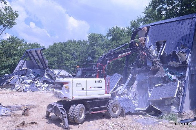 Hasanağa’da Kaçak Villalar Yıkıldı