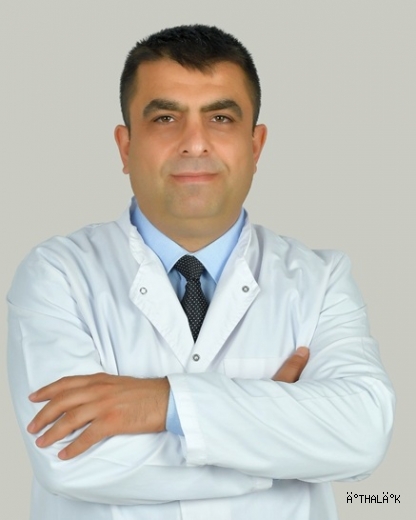 Hayat Hastanesi’nde Minik Bebeğe Böbrek Taşı Operasyonu