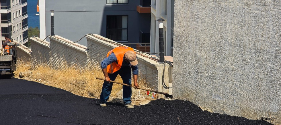 Hisar Mahallesi’nde Asfalt Çalışması