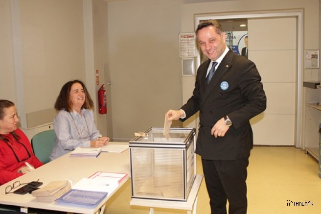 İMO Bursa’da Serdar Atilla Erdem Güven Tazeledi