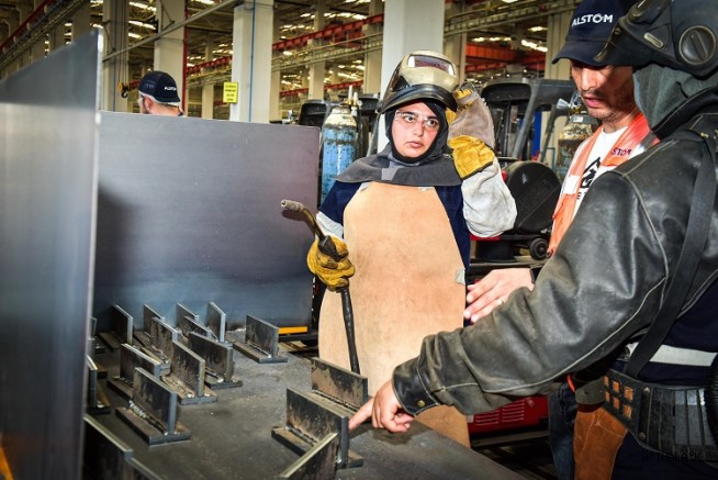 Kadınlar Kaynak Ustası Olarak İstihdam Edilecek