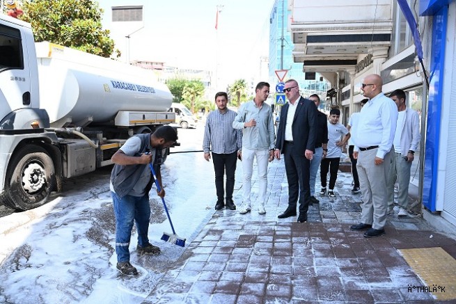 Karacabey Belediyesi'nden  2025’te Yoğun “Temizlik” Mesaisi