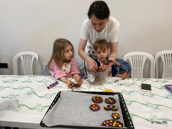 Karacabey Belediyesi’nden Anneler Günü’ne Tatlı Bir Dokunuş