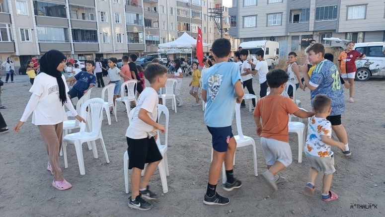Karacabey Belediyesi’nden Çocuklara “Sokak Oyunları” Etkinliği"