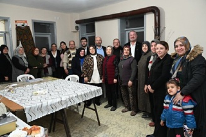 Karacabey Belediyesi'nden Kadınlara Eğitim ve Üretim Desteği 