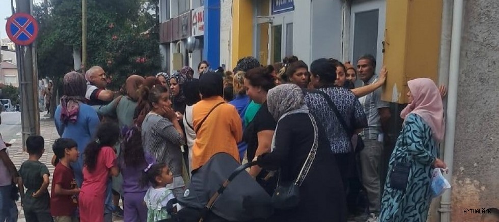 Karacabey Belediyesi’nden Öğrencilere Kırtasiye Çeki Desteği