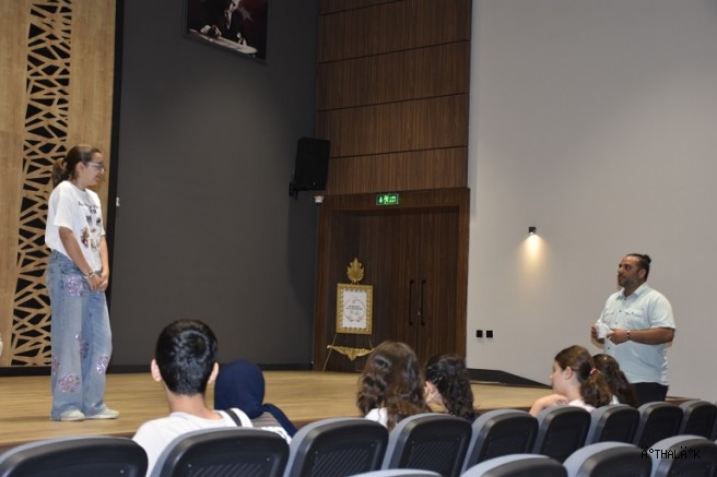 Karacabey Belediyesi Tiyatro Topluluğu Yeni Sezon Eğitimlerine Başladı