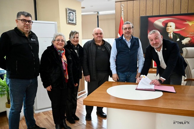 Karacabey'de Kültür ve Sanat İçin İmzalar Yeniden Atıldı