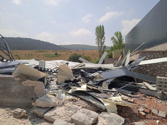 Kayapa’da Kaçak Fabrika Yıkıldı