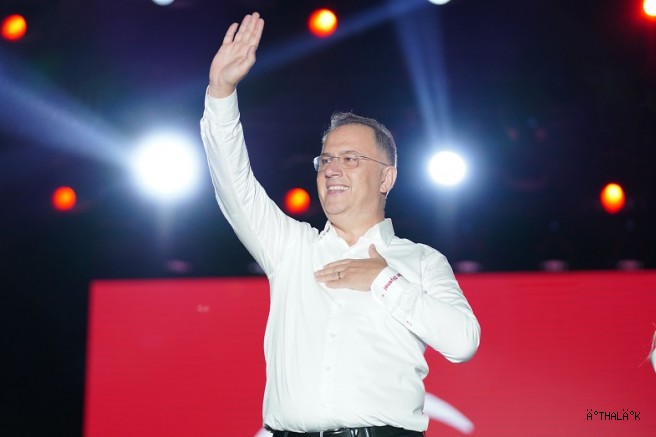 Mehmet Murat Çalık Hakkında Bilgilendirme