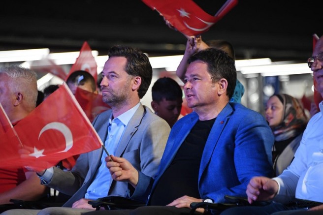 Milli Heyecan Osmangazi Meydanı’nda Yaşandı