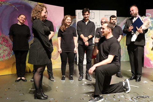 Mimarlar LÖSEV İçin Sahnede 