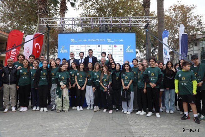 Mudanya Avrupa Triatlon Balkan Şampiyonasına Ev Sahipliği Yaptı
