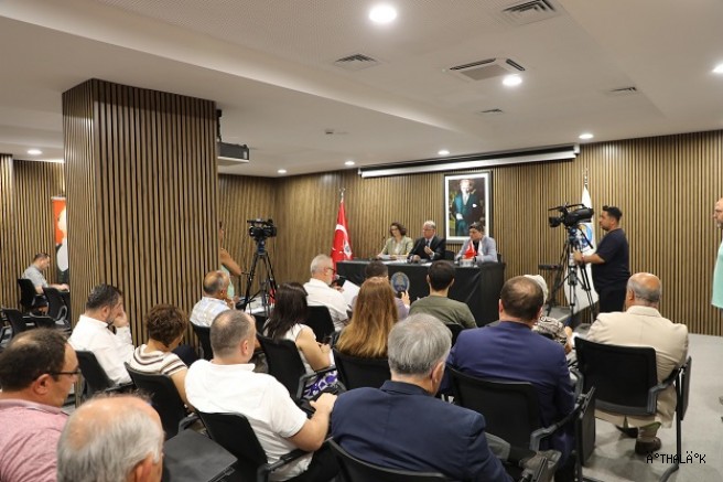 Mudanya'da Belediye Meclisine Tatil Yok