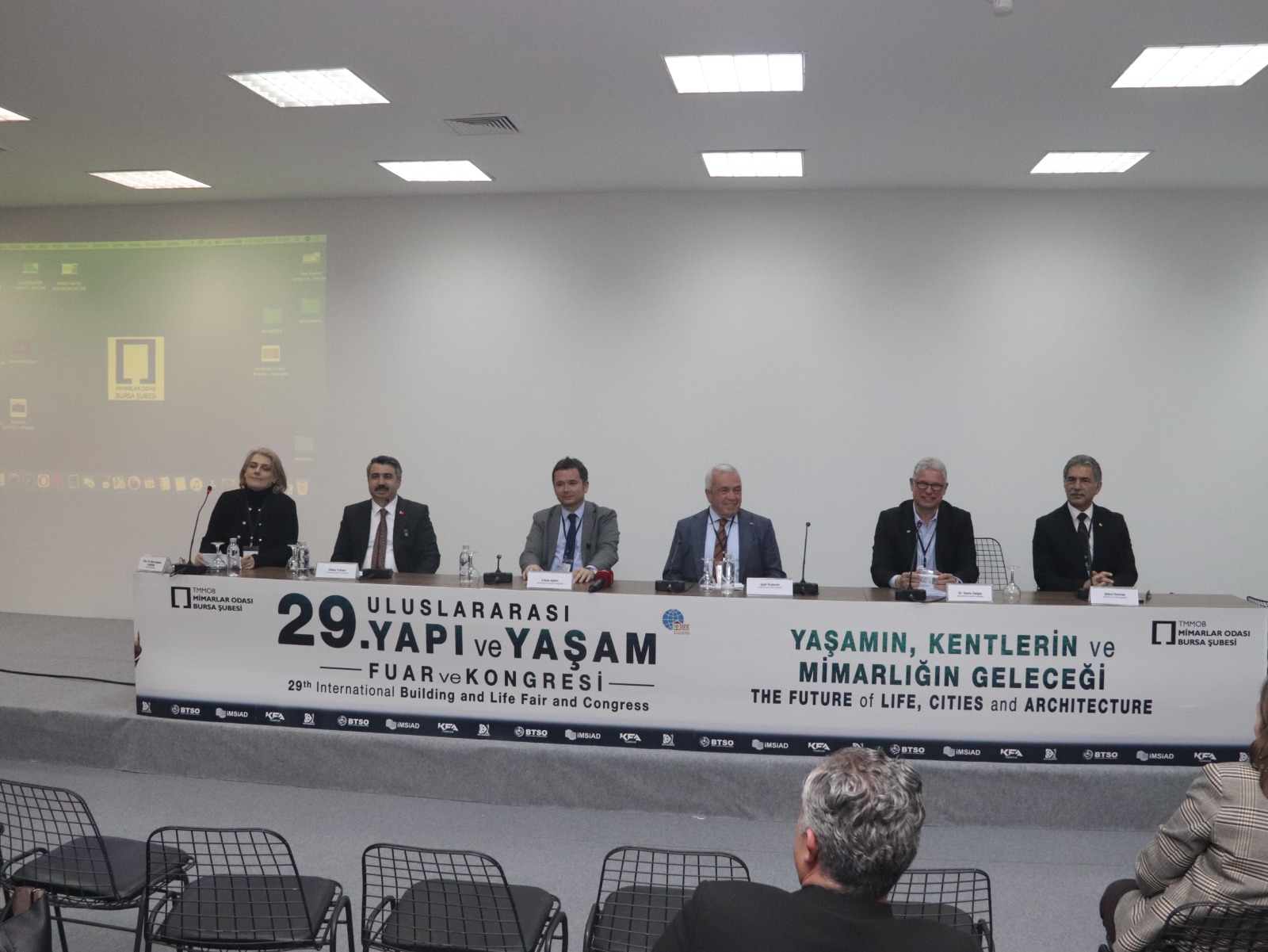 Kent Geleceğini Mercek Altına Alan Kongre