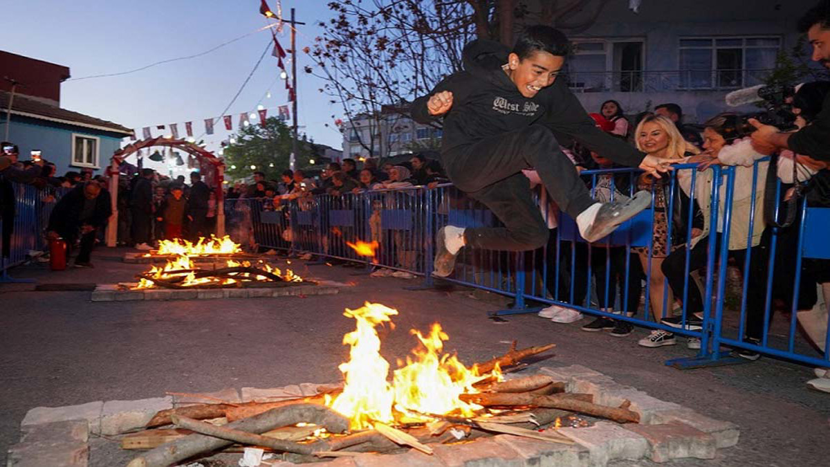Beylikdüzü Baharı Hıdırellez Şenliği İle Karşıladı