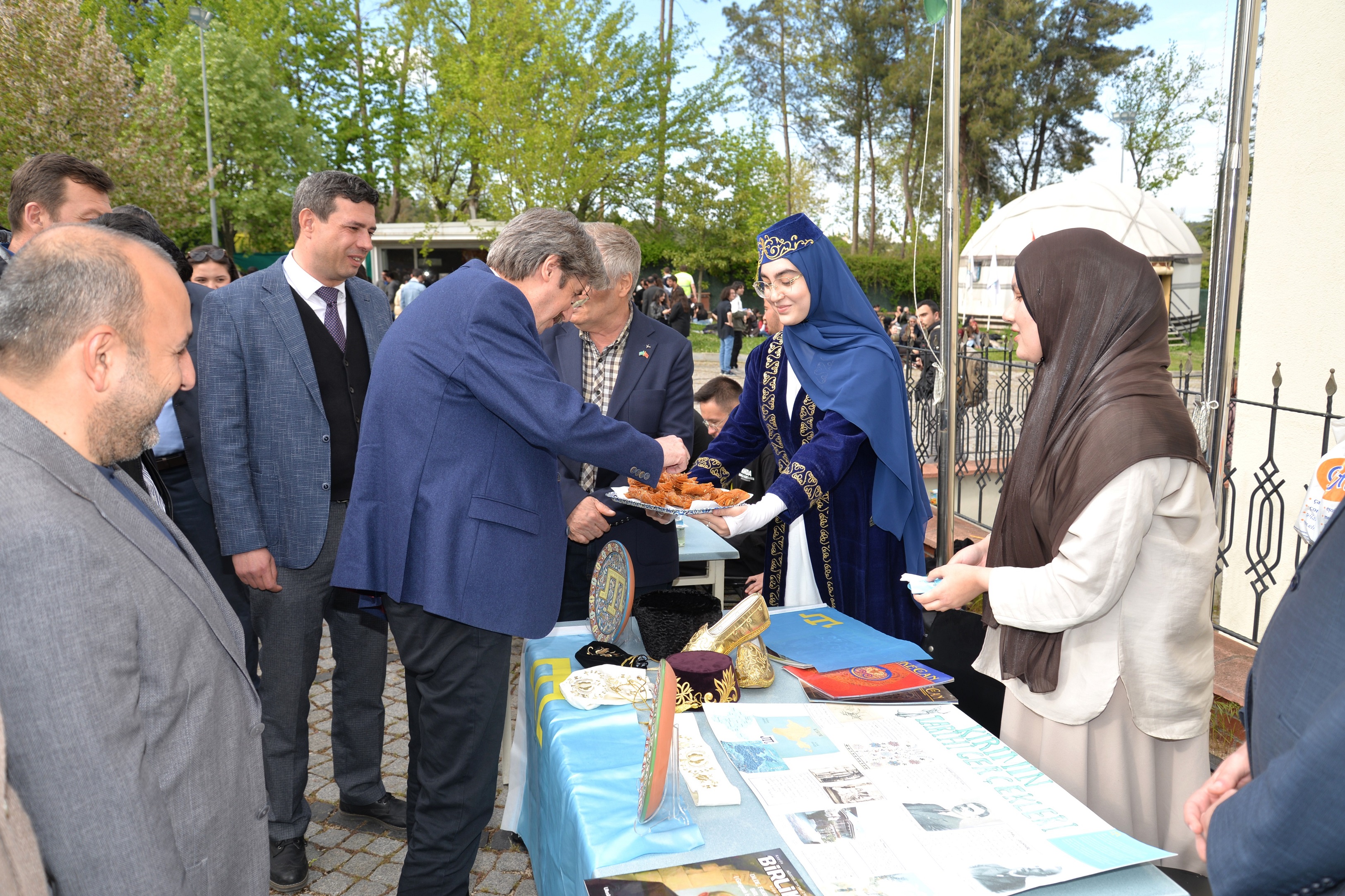 Hıdırellez Coşkusu BUÜ’yü Sardı