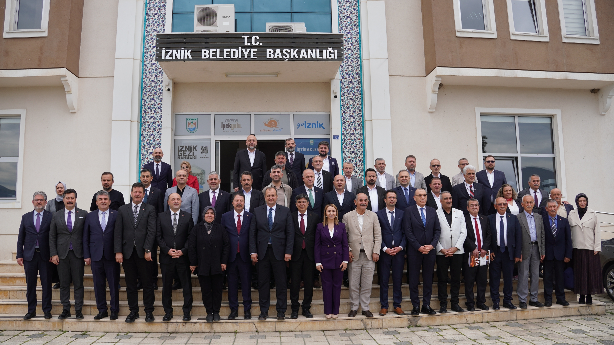 İpekyolu’nda Başkan Usta Güven Tazeledi