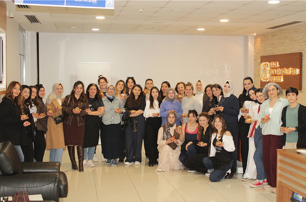 İMO Bursa Şube’de Anneler Günü Etkinliği