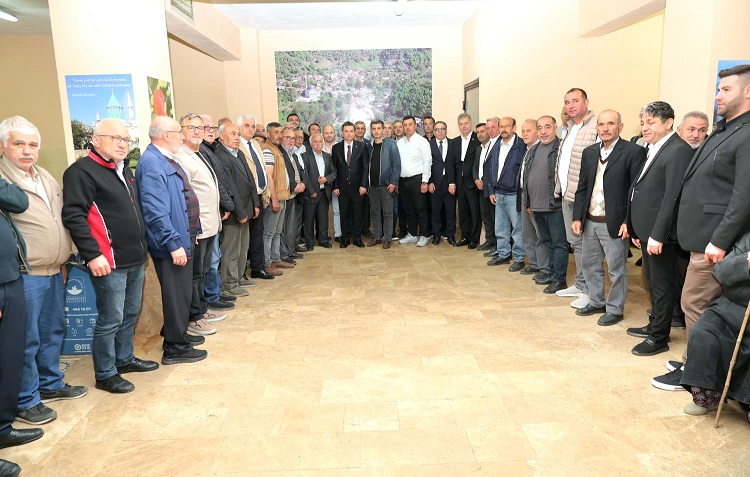 Başkan Erkan Aydın Mahalleleri Geziyor