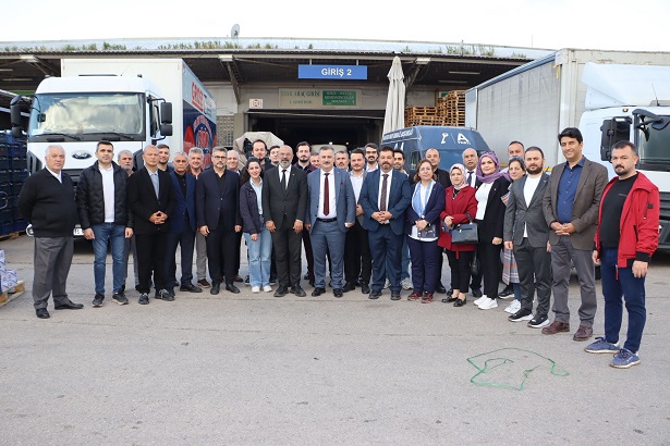 Anahtar Parti'den Bursa Sebze ve Meyve Hali’nde Çorba İkramı