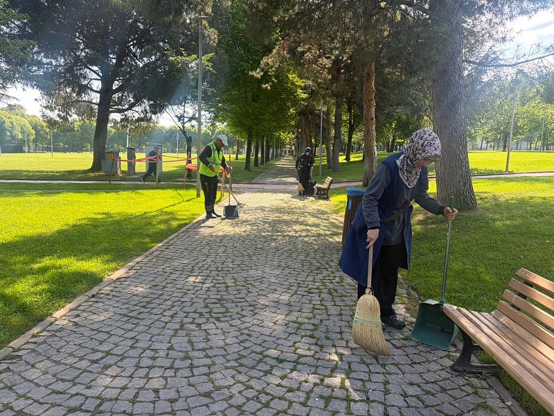 Bursa’da Yeşil Alanlar Bayrama ve Yaza Hazır