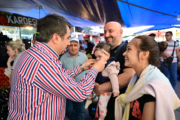 Başkan Yılmaz Esnaf ve Vatandaşlarla Bayramlaştı