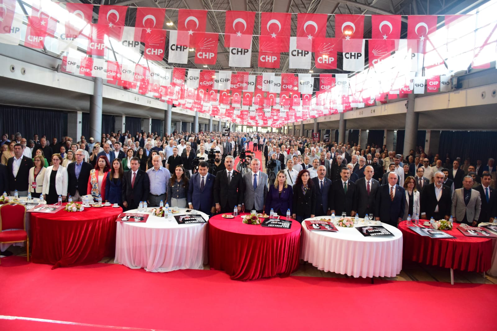 CHP Bursa Bayramlaşmasında Özgür Özel’e Coşkulu Tam Destek