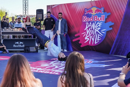 Sokak Dansının Ritmi Yaşam Vadisi'nde Attı