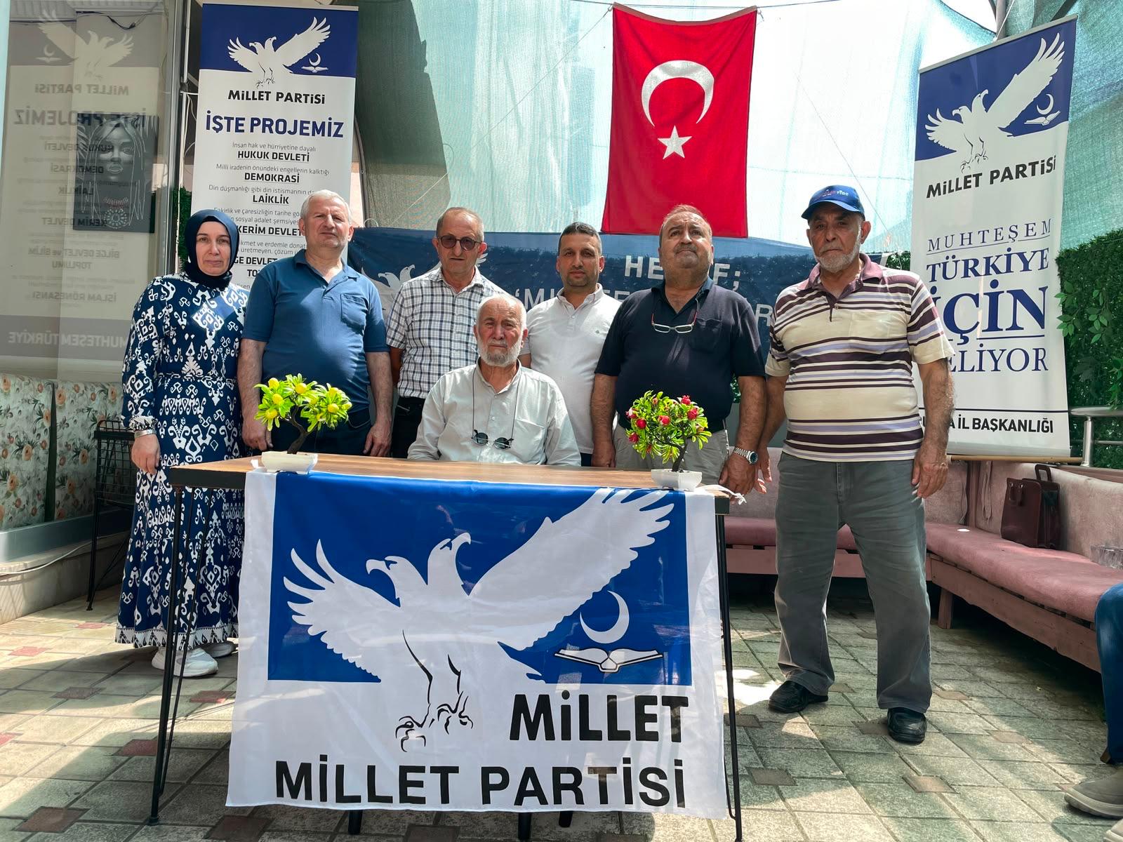 Demokrasi Ateşi Mustafakemalpaşa’da Yakıldı