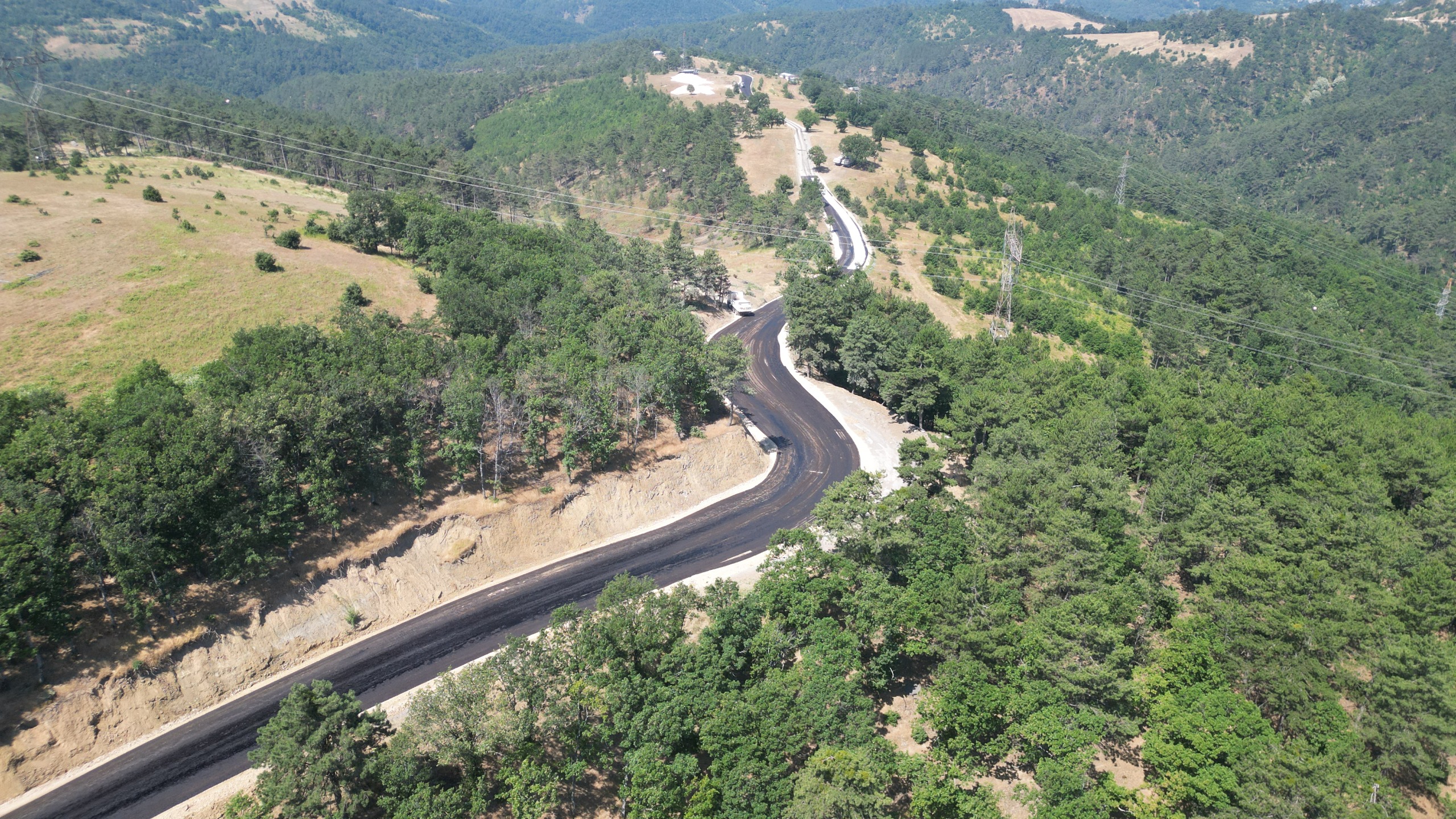 Büyükşehir, Osmangazi'nin Dağakça Yolunu Yeniledi