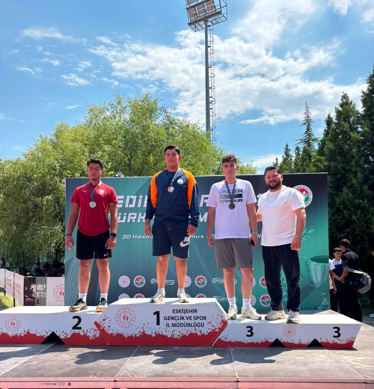 Osmangazi Belediyespor Atletizmde Fark Yarattı